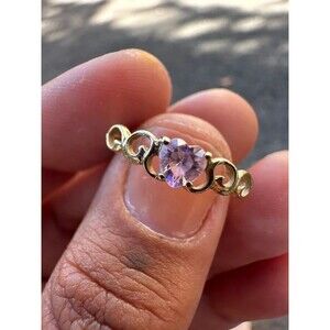 10k yellow gold ring with pink heart size 7